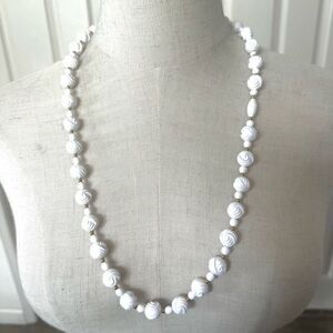 Vintage White and gold tone beaded necklace